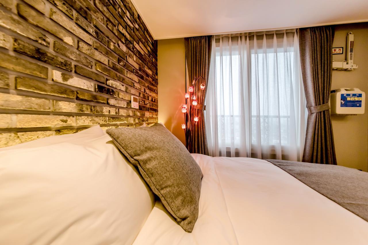 Jeju Hertz Hotel Exterior foto